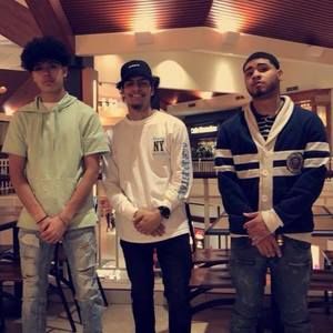 Meet your Posher, Isaias